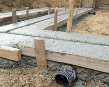 Baustelle eines defekten Drainagesystems